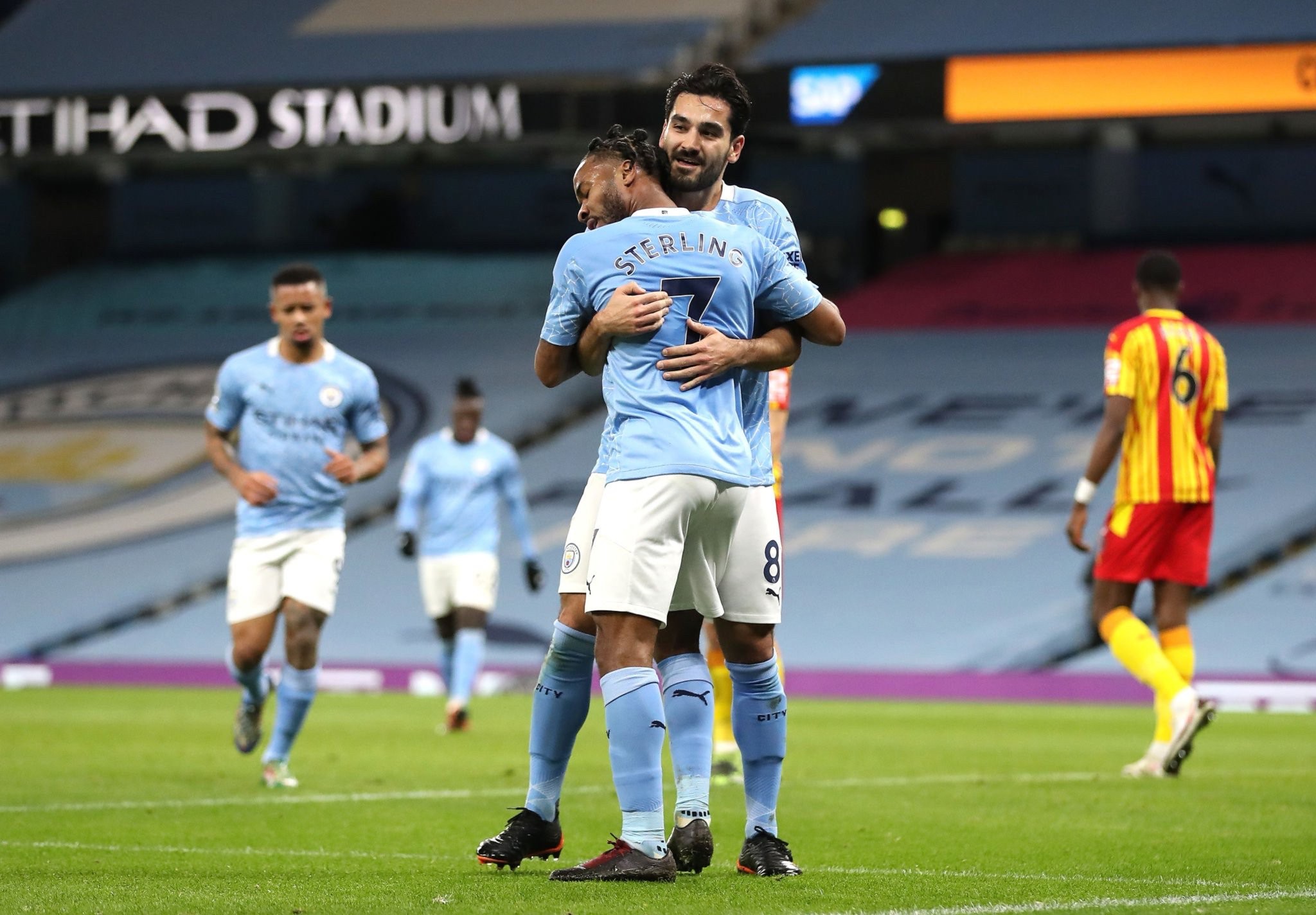 他们不断通 他们不断通